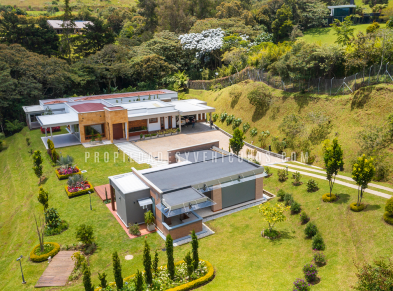 Casa Rionegro Sajonia